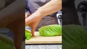 🍃QUICK AND EASY LETTUCE SALAD🌱Clever Food Hacks For Everyday Life | How to cut lettuce for salad