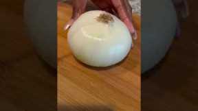 Kitchen Hacks You Need To Know: Onion Dicing 🧅