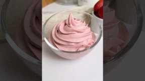 4-Ingredient Strawberry Dessert 🍓#easyrecipes #shorts #strawberry