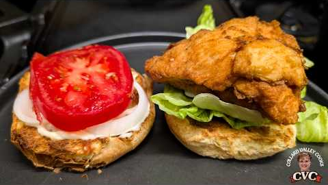Boneless Chicken 🐔 Breast Fried Crispy - Simple Dinner Ideas 💡